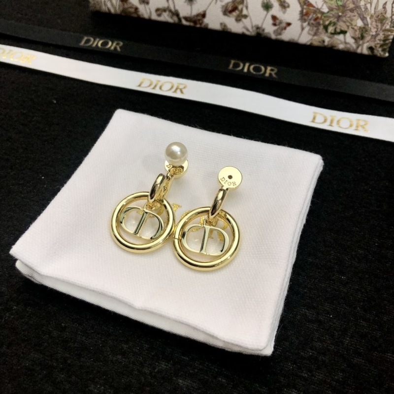 chr1st1an D10r earrings